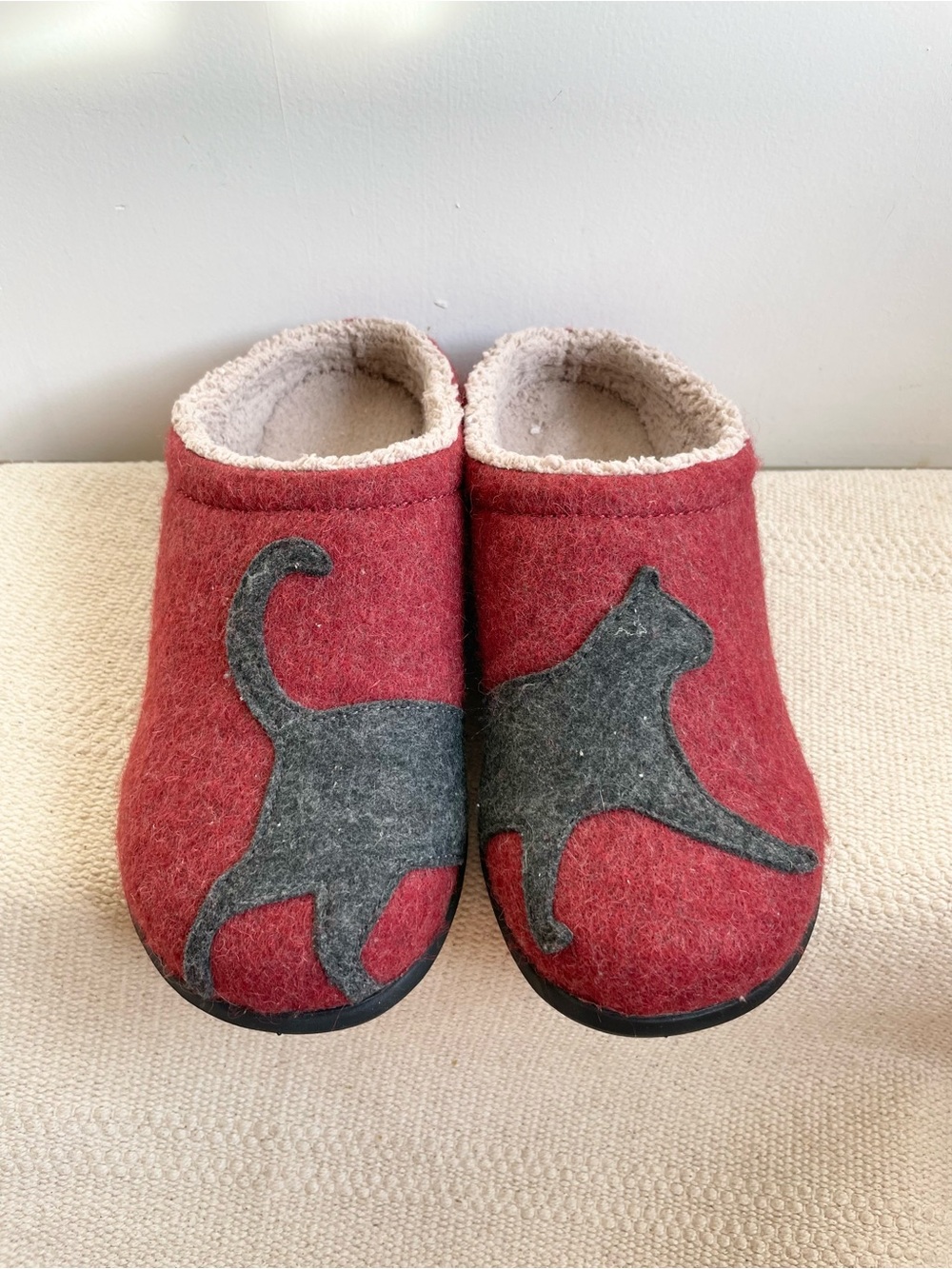 LL Bean Daybreak Scuffs Slippers Womens 9 M Clogs Slip On Comfort Low Top Red